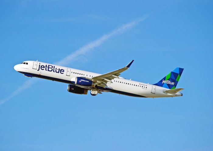 Jetblue chance win free flights wiping instagram